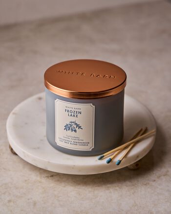 Frozen Lake 3-Wick Candle เทียนหอม 3 ไส้