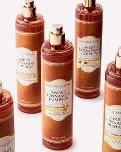Sweet Cinnamon Pumpkin Fine Fragrance Mist image number null