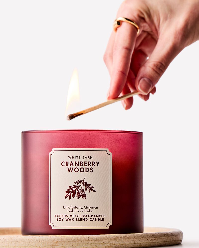 Cranberry Woods 3-Wick Candle เทียนหอม 3 ไส้