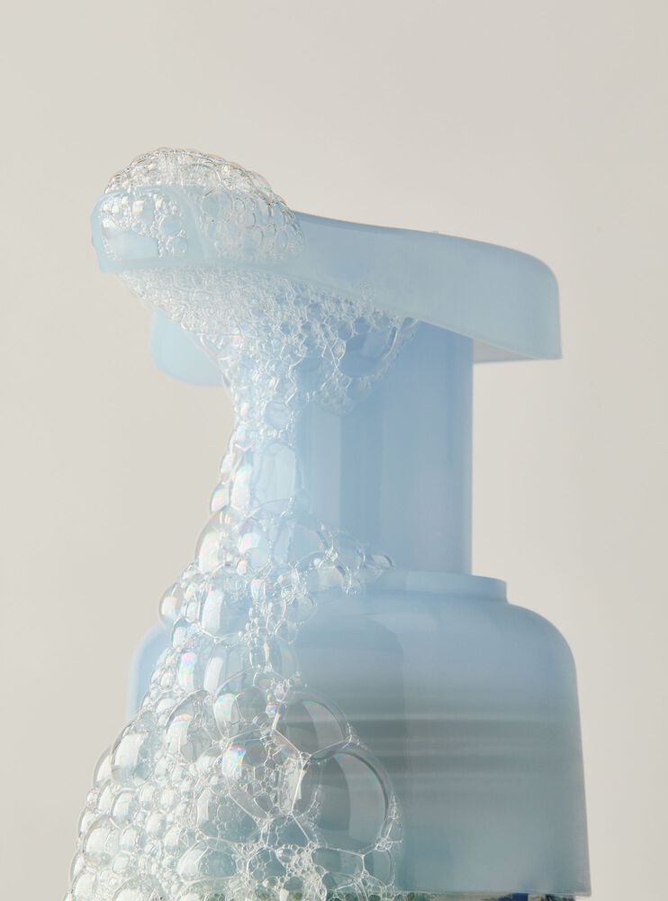 Fresh Sparkling Snow Gentle & Clean Foaming Hand Soap Gentle & Clean Foaming Hand Soap
