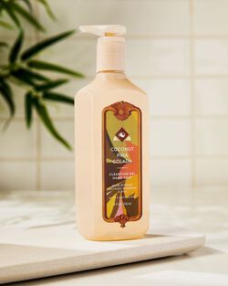 Coconut Pi&ntilde;a Colada Cleansing Gel Hand Soap image number null