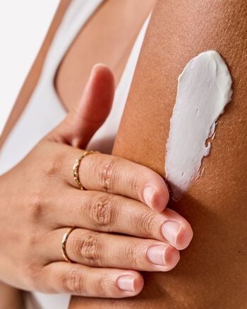 Sally Ultimate Hydration Body Cream บอดี้ครีม