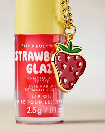 Strawberry Glaze Lip Oil ลิปออย