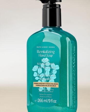 Eucalyptus & Bergamot Revitalizing Gel Hand Soap เจลล้างมือ