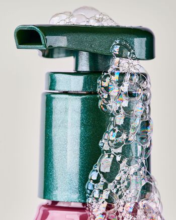 Rose Cleansing Gel Hand Soap เจลล้างมือสูตรทำความสะอาด