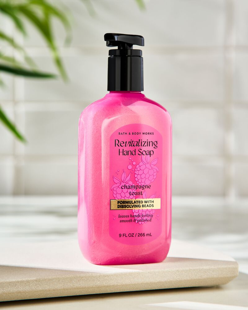 Champagne Toast Revitalizing Gel Hand Soap เจลล้างมือ
