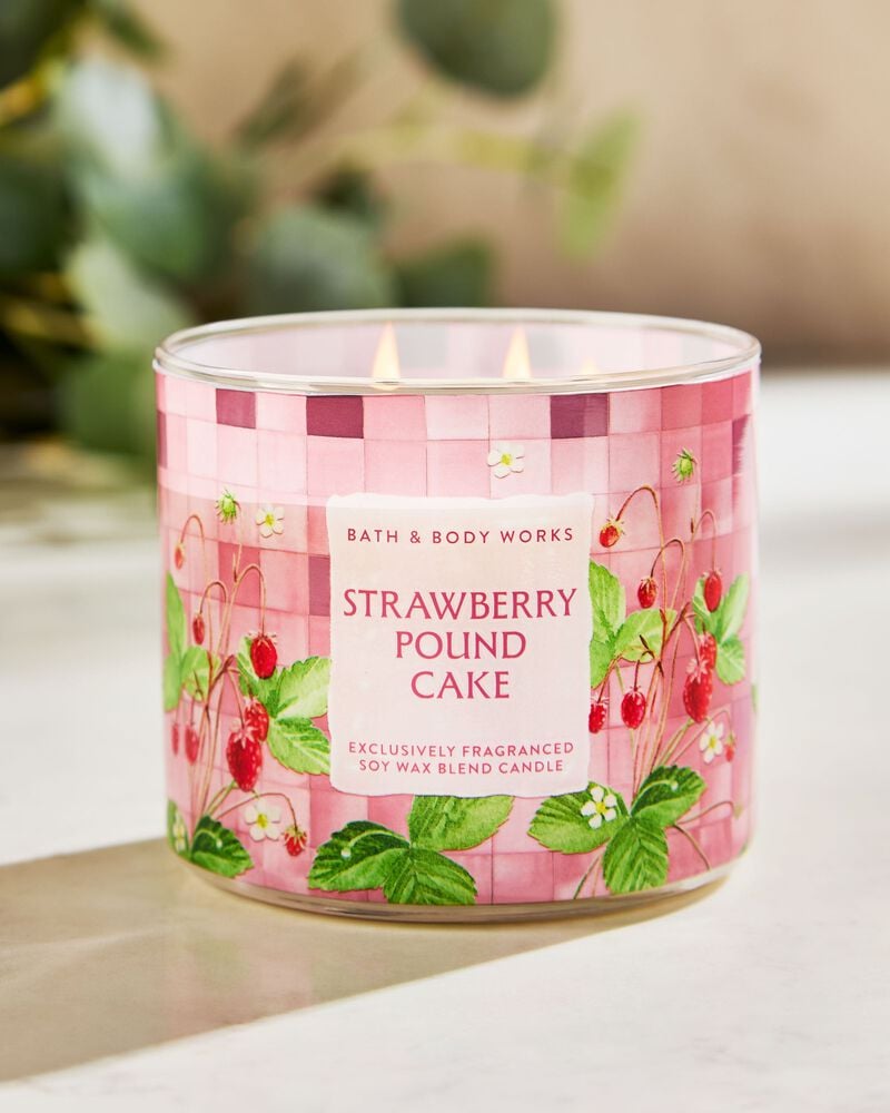 Strawberry Pound Cake 3-Wick Candle เทียนหอม 3 ไส้