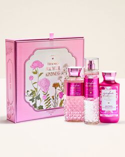 Gingham Gorgeous Gift Set image number null