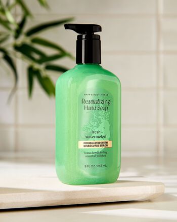 Fresh Watermelon Revitalizing Gel Hand Soap เจลล้างมือ