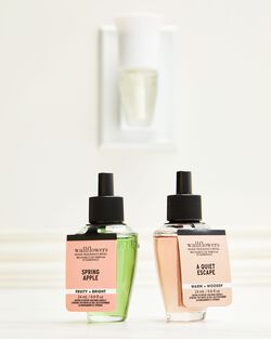 Spring Apple Wallflowers Fragrance Refill image number null