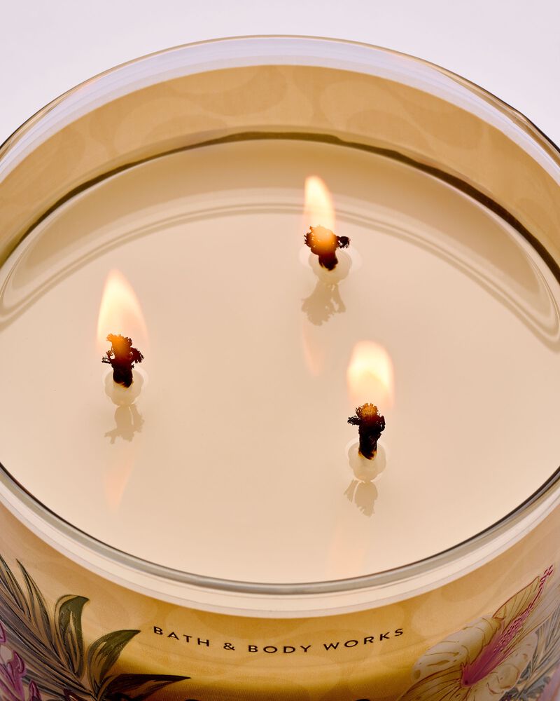 Coconut Pi&ntilde;a Colada 3-Wick Candle เทียนหอม 3 ไส้