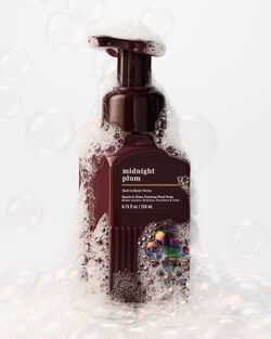 Midnight Plum Gentle & Clean Foaming Hand Soap image number null