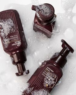Midnight Plum Gentle & Clean Foaming Hand Soap image number null