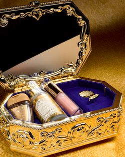 Disney Princess Keepsake Music Box image number null