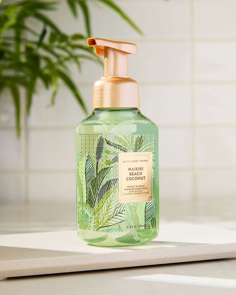 Waikiki Beach Coconut Gentle & Clean Foaming Hand Soap โฟมล้างมือ