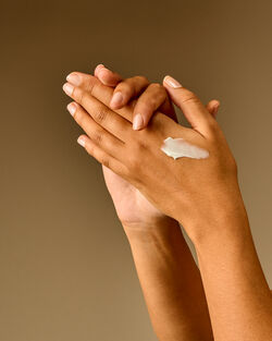 Champagne Toast Hand Cream image number null