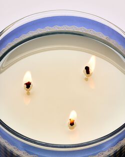 Gingham 3-Wick Candle image number null