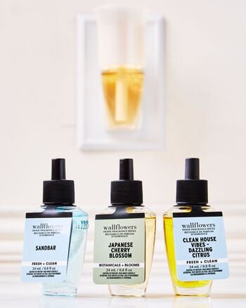 Japanese Cherry Blossom Wallflowers Fragrance Refill รีฟิลวอลล์ฟลาวเวอร์