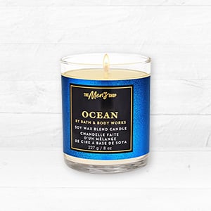 เทียนหอม 1 ไส้ที่ร่วมรายการ 2 ชิ้น ราคา 1,350 บาท